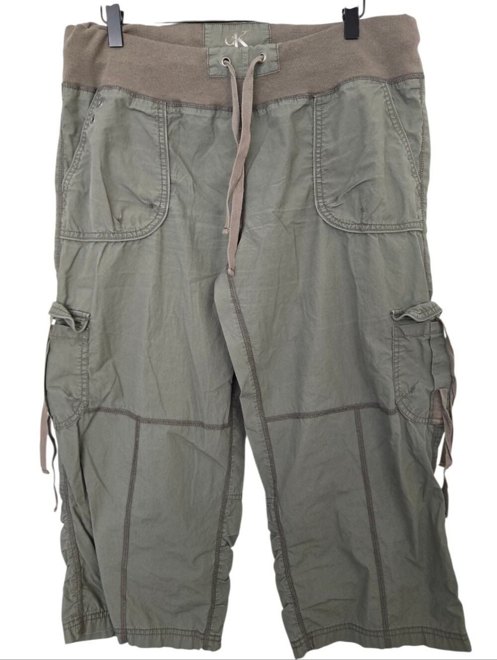 Calvin Klein Jeans Olive Green Cargo Capri Pants — Size Large